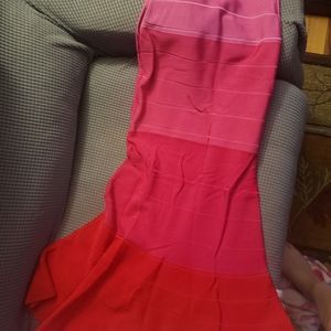 Venus pink/red dress